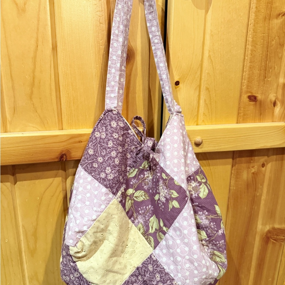 Source Unknown Purple and Cream Patchwork Hobo Bag